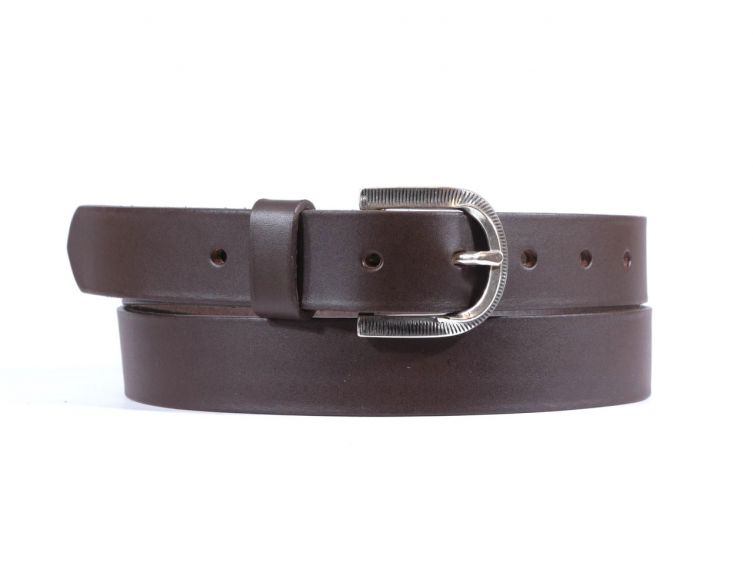 Comment distinguer une ceinture d'homme d'une sangle