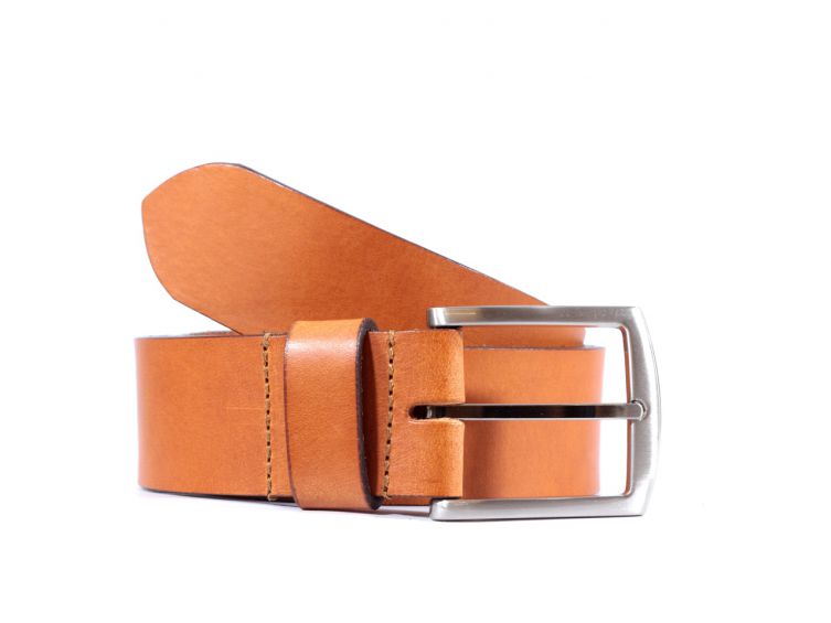 Produits en cuir et boucles de ceinture en cuir