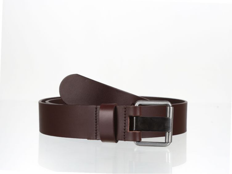 Comment porter une ceinture grande taille pour ajouter du style à votre tenue