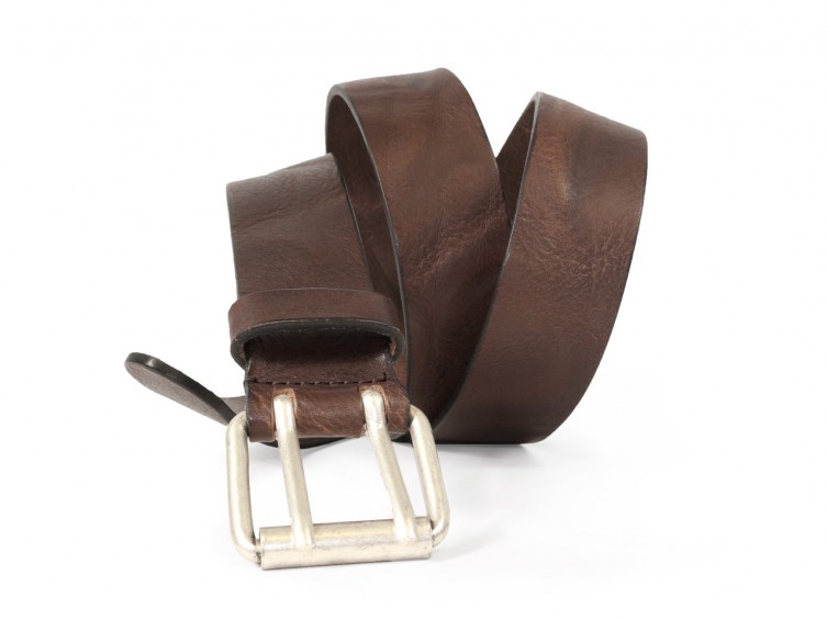 pourquoi vous devriez avoir une large ceinture pour femme