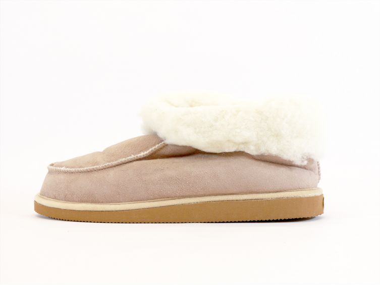 la laine de mouton est le meilleur choix pour les chaussures et la mode
